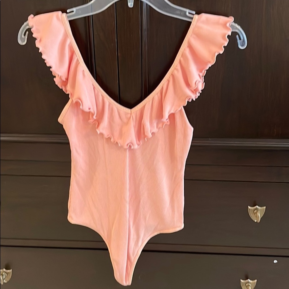 Aritzia Wilfred top